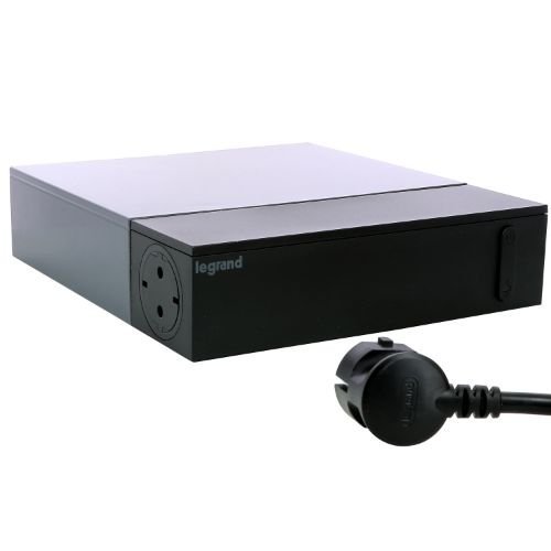 Разклонител Legrand Corner (снимка 1)