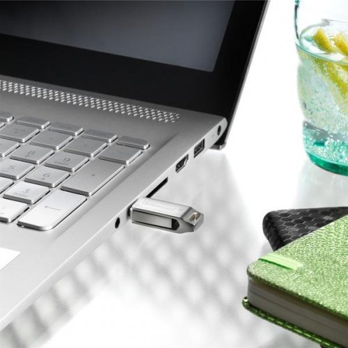 USB флаш памет Intenso 3536490 (снимка 4)