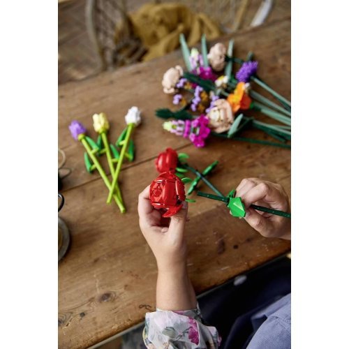 Пъзели и Lego > LEGO 10280 (снимка 3)