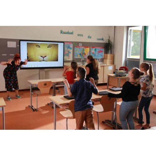 Интерактивни дисплеи > Clevertouch Impact Plus 2 15465IMPACTPLUS2AH (снимка 2)