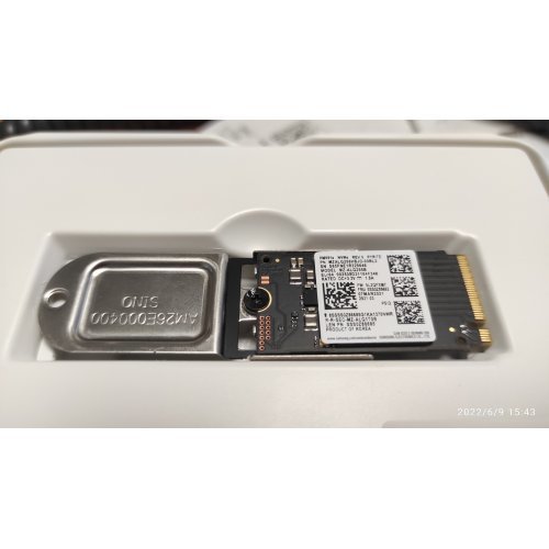 SSD Samsung MZVLQ256HBJD (снимка 1)