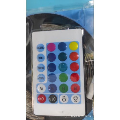 Охлаждане за компютри > LED RGBW Controller (снимка 2)