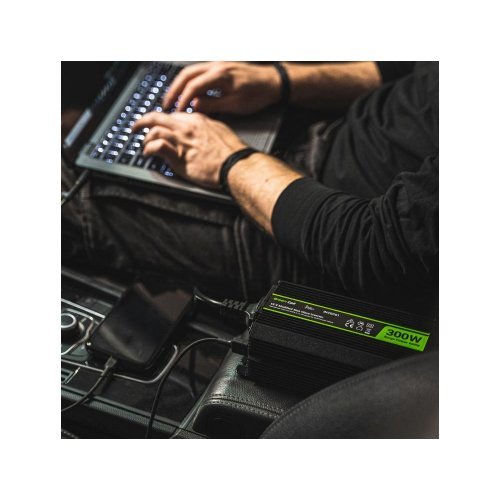 Инвертори на напрежение > GREEN CELL GC-INV-12V-300W-INVGC05 (снимка 2)