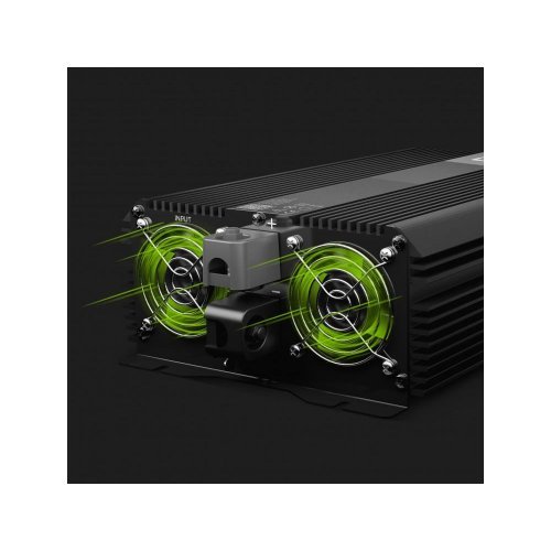 Инвертори на напрежение > GREEN CELL GC-INV-12V-3000W-INVGC12 (снимка 3)
