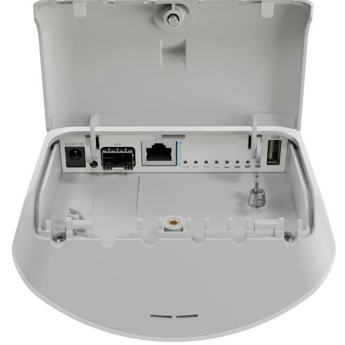 Access Point MikroTik L22UGS-5HaxD2HaxD-15S (снимка 2)